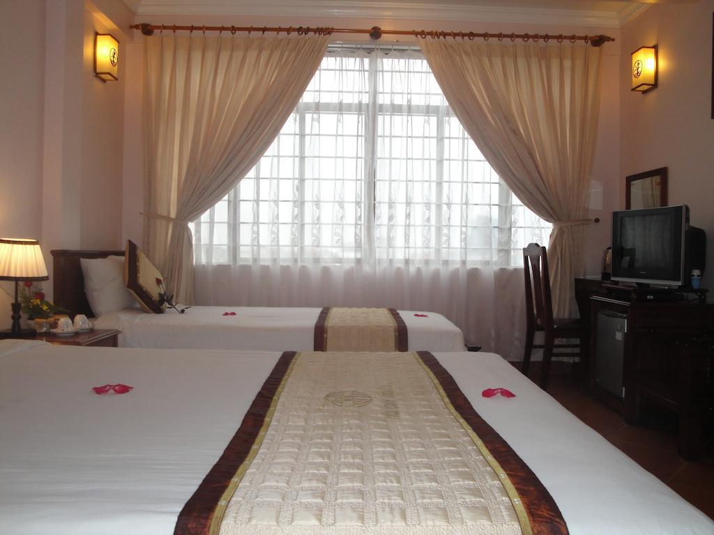Holiday Diamond Hotel เว้ ภายนอก รูปภาพ