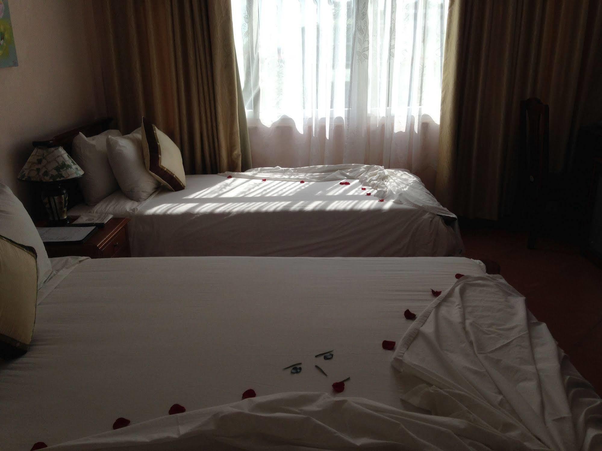 Holiday Diamond Hotel เว้ ภายนอก รูปภาพ