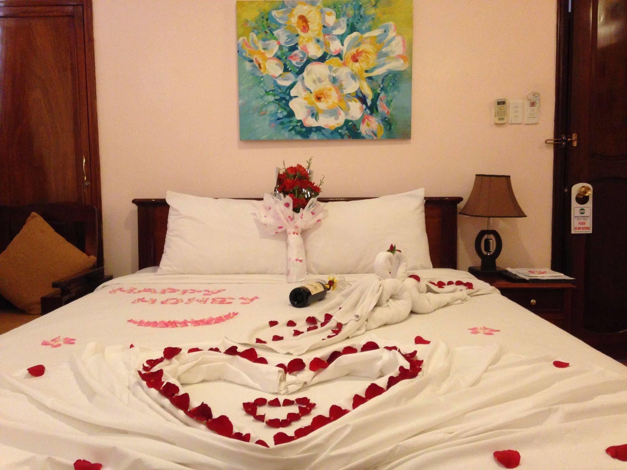 Holiday Diamond Hotel เว้ ภายนอก รูปภาพ