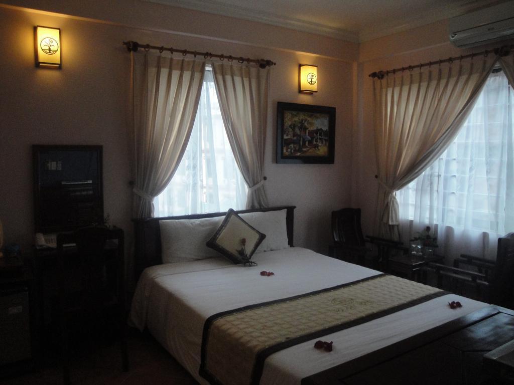 Holiday Diamond Hotel เว้ ภายนอก รูปภาพ