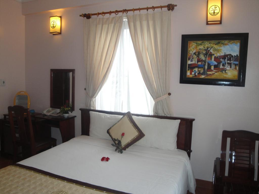 Holiday Diamond Hotel เว้ ภายนอก รูปภาพ
