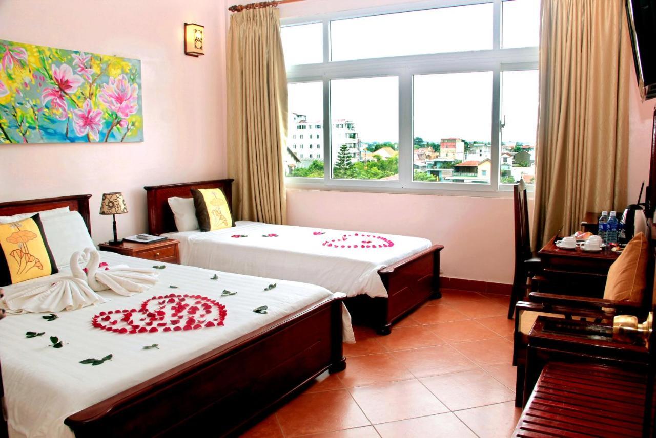 Holiday Diamond Hotel เว้ ภายนอก รูปภาพ